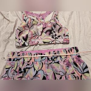 Shorts and sport bra sold separately if wish